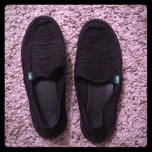 Size 8 sanuk shoes